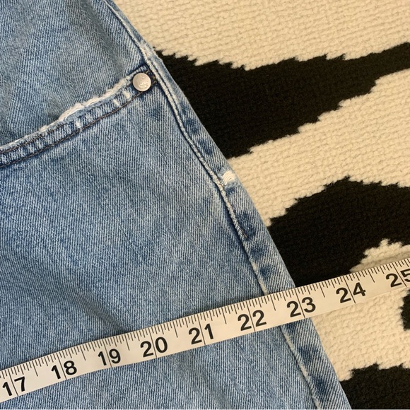 Levi’s Silvertab High Waisted Baggy Y2K Jeans Size 34 - Picture 10 of 14